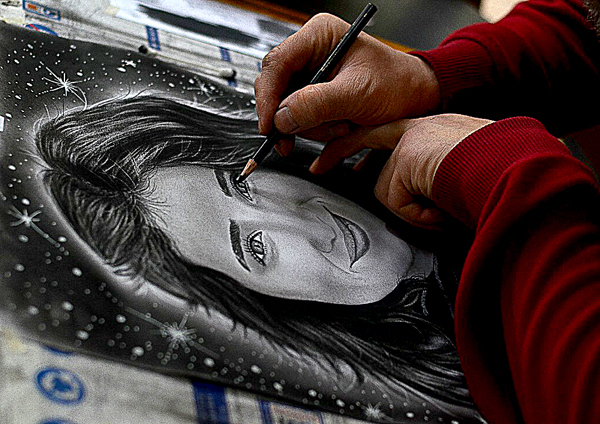 Kişiye Özel Karakalem Portre Resim | Amasya